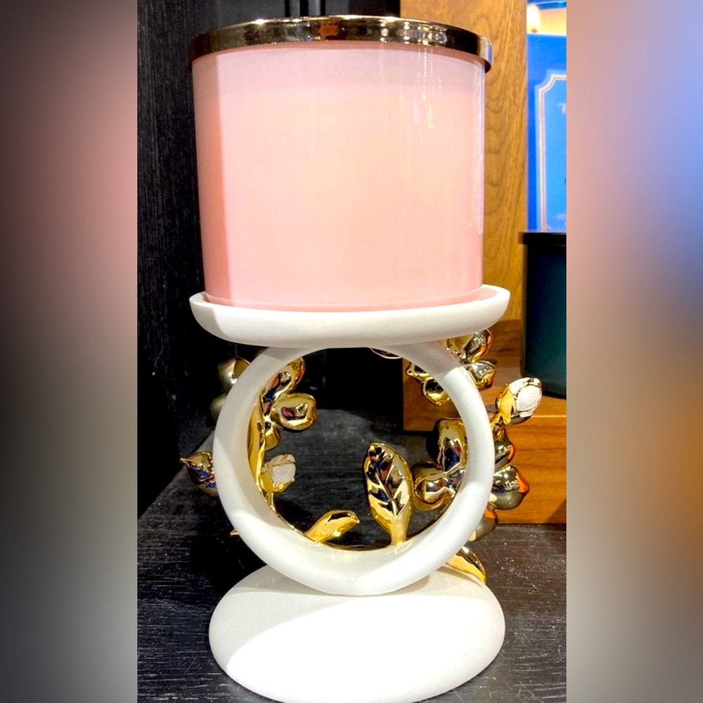 Bath and Body Works Candle holder✨ - Picture 3 of 3